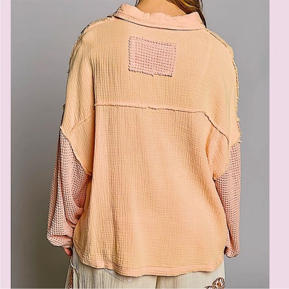 POL Peach Button-Placket Gauze Top with Pink Knit Sleeves - Picture 2 of 8
